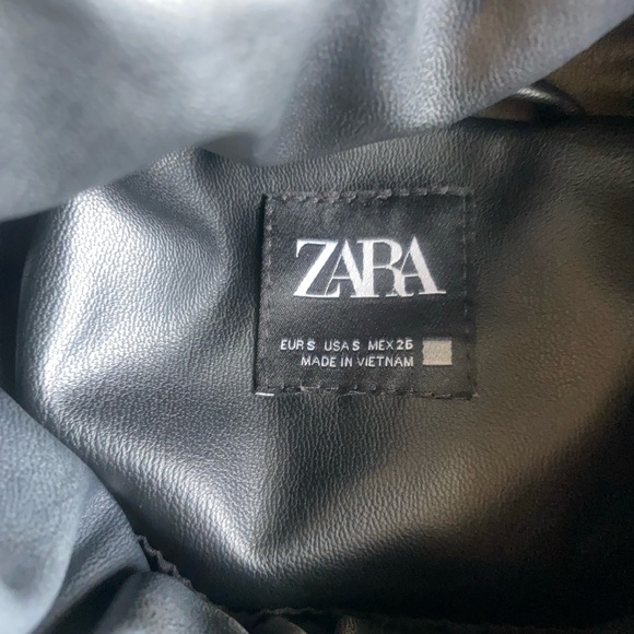 ZARA Faux Leather Puffer Jacket Black Hooded Zip Front Women’s Small - Picture 7 of 13